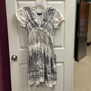 Beautiful black & white dress. ABS collection. Size 10 with attached.